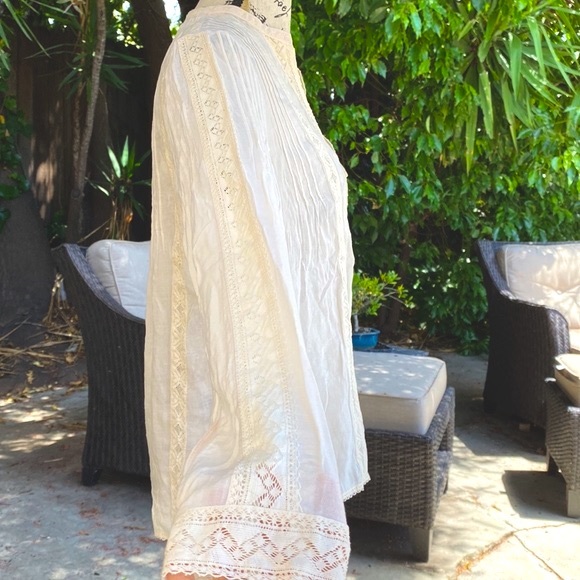 NWT💫Spell Cinder Blouse in off white size small - Picture 5 of 11